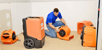 Water-Removal-Equipment-with-Technician-min
