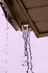 Overflowing-Leaking-Gutter-min