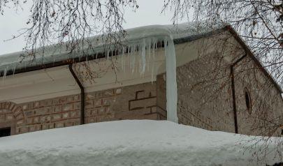 The Importance of Emergency Restoration Services in Winter
