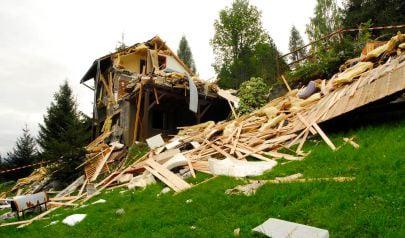 Storm Damage Cleanup in Duluth, Georgia and  Restoration After the Chaos