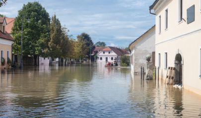 Long-Term Solutions for Flood Damage to your Cumming, Georgia Crawl Space