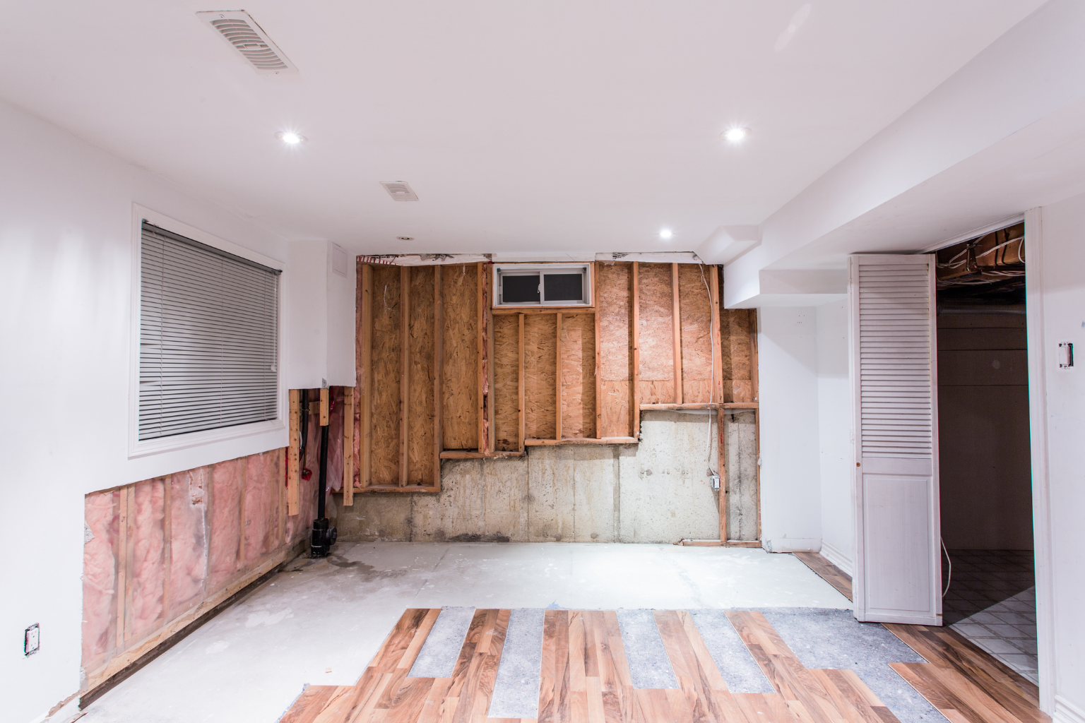 Just how much water is actually needed to damage a basement in Kennesaw?