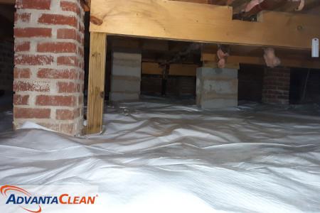 What Are Signs of Crawlspace Problems?