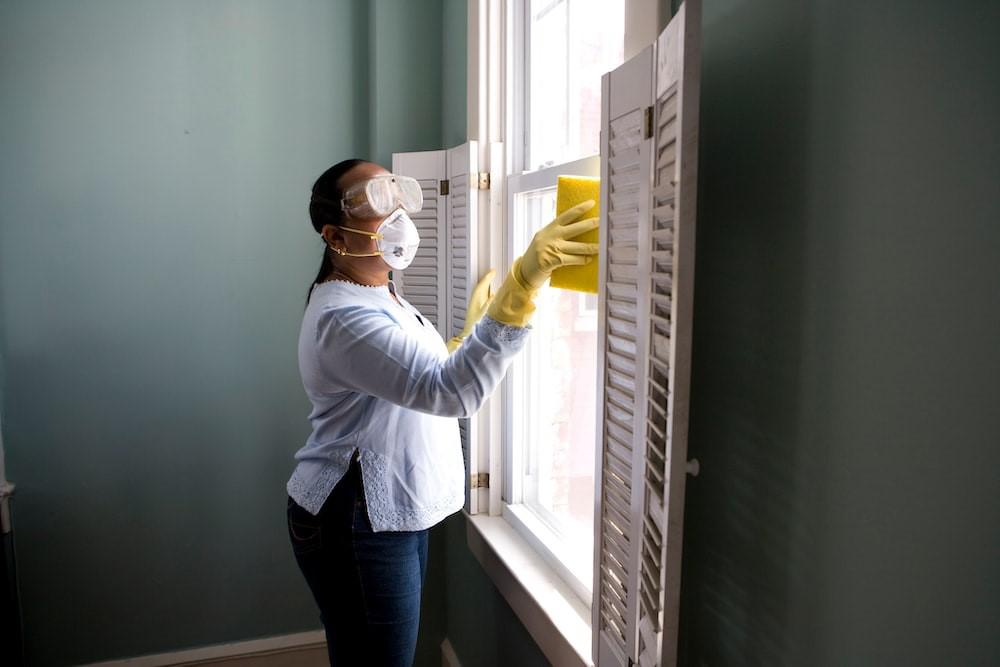 How Long Does It Take for Water Damage to Dry?