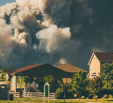 Wildfire smoke moving towards houses