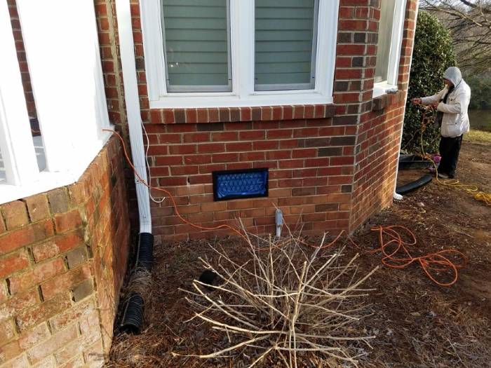 Home oustide water damage