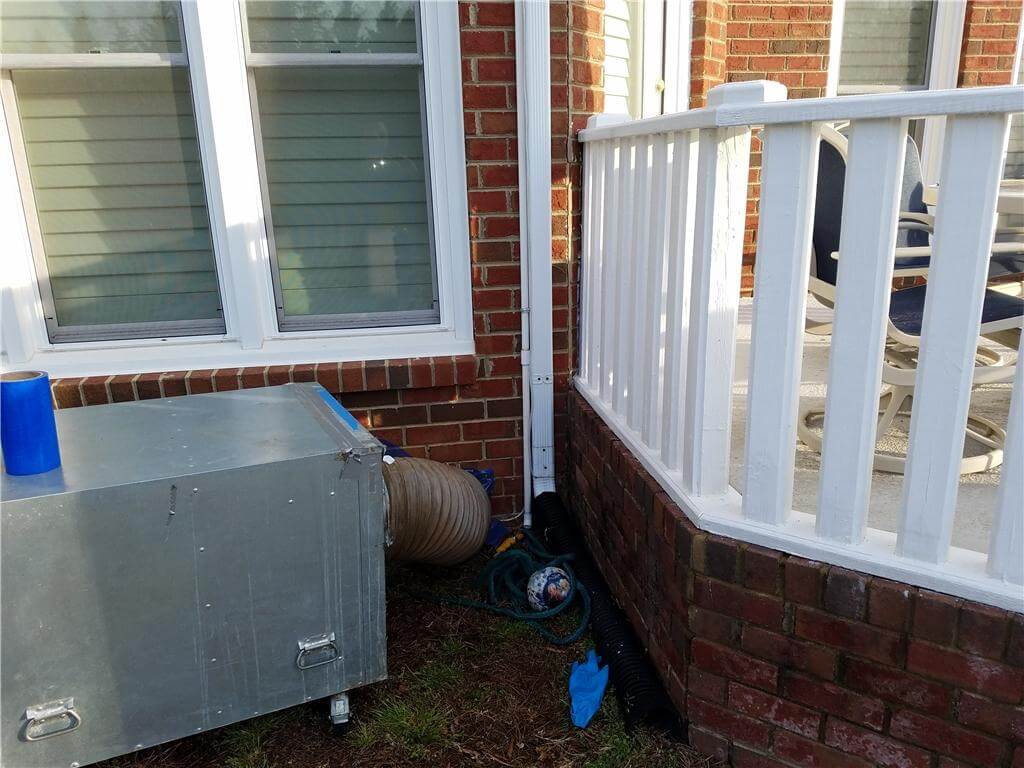 outdoor deck 