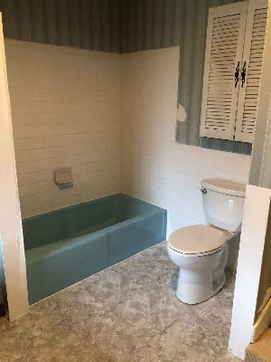 NorthShoreToilet2.jpg